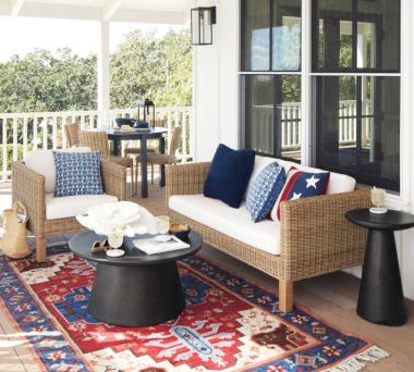 Huntington Indio Outdoor Lounge