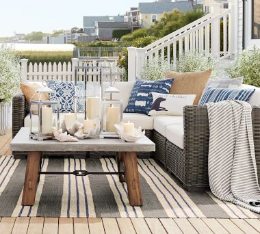 Huntington Abbott Outdoor Lounge