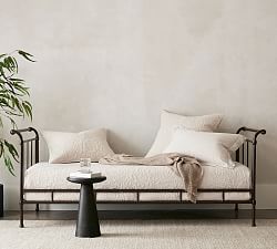 Loleta Iron Daybed