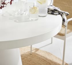 Pomona Concrete Round Outdoor Dining Table (36"-51")