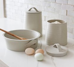 Farmstead Stoneware Baker