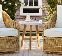 Rustic Farmhouse Concrete-Top Round Outdoor Side Table (20")