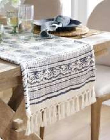 Tablecloths &amp; Table Throws
