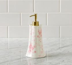 LoveShackFancy Bathroom Accessories