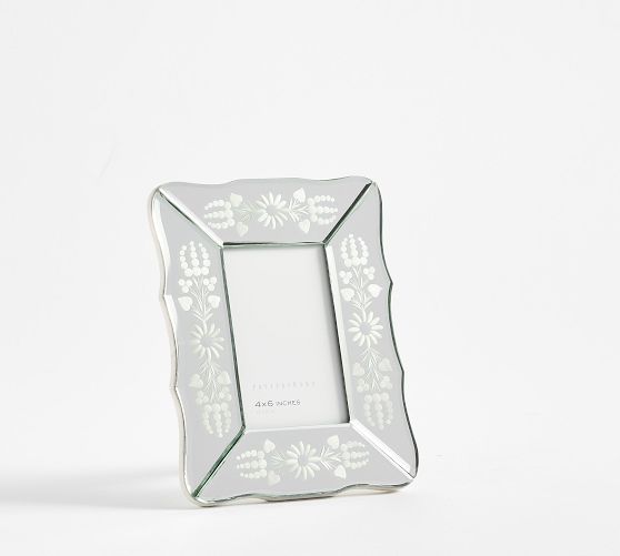 LoveShackFancy Cut Glass Frames - Thumbnail 2