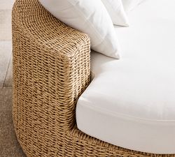 Kostas Wicker Round Swivel Outdoor Daybed