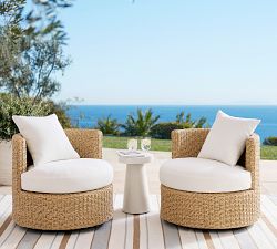Kostas Wicker Petite Swivel Outdoor Papasan