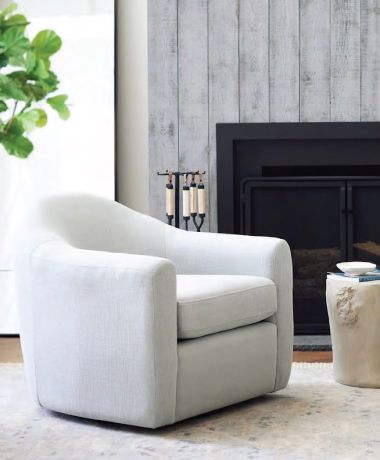 Sofas, Sectionals &amp; Armchairs