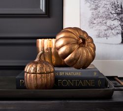 Figural Pumpkin Candle - Harvest Spice