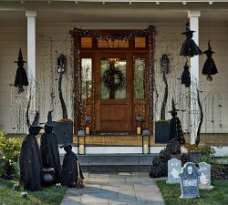 Faux Lit Black Berry Wreath