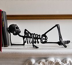 Relaxing Skeleton Object