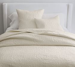 Open Box: Belgian Flax Linen Floral Stitch Quilt, Full/Queen - Classic Ivory