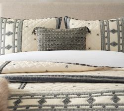 Fiala Textured Lumbar Pillow