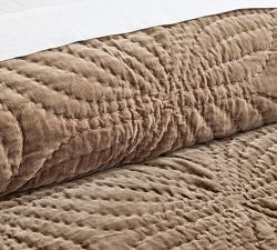 Follette Velvet Quilt