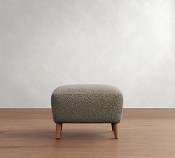 Olivia Ottoman