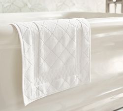 Monique Lhuillier Easton Bath Mat