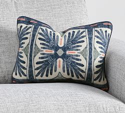 Clover Lumbar Pillow Cover