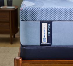 Sealy® Posturepedic PRO Hybrid Mattress (13"h)