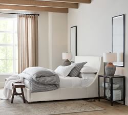 Flynn Metal Nightstand (24")