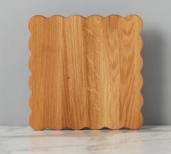 Handcrafted Square Scalloped Cutting Board