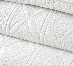 Hanna Cotton Linen Quilt