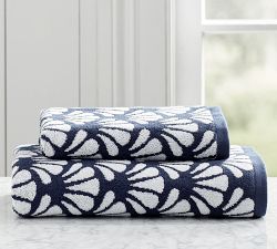 Madelyn Organic Jacquard Towel