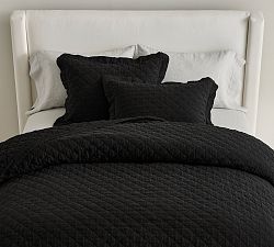 Open Box: Belgian Flax Linen Diamond Quilt, Twin/Twin XL - Black