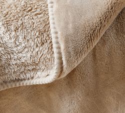 Cozy Cloud Plush Throw