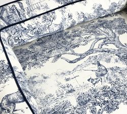 Brandon Maxwell Groveland Toile 3-in-1 Pet Bed