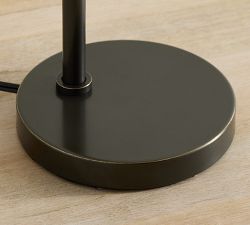 Reese Petite Table Lamp (24")