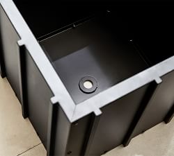 Farmstead Outdoor Planters