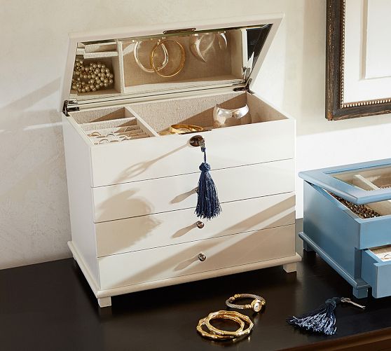 Emily Jewelry Dresser