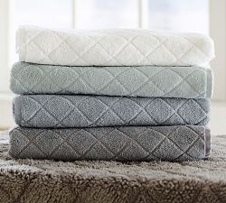 Diamond Sculpted 600-gram Weight Bath Towel