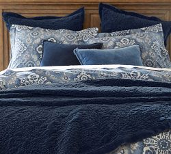 Velvet Floral Quilt &amp; Shams