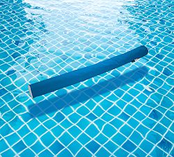 Kai Noodle Pool Float