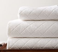Diamond Sculpted 600-gram Weight Bath Towel