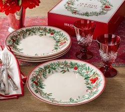 Holiday Classics Garland Dinner Plates - Set of 4