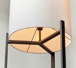 Ian Metal Floor Lamp (64")