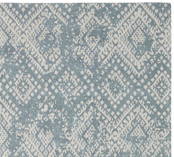 Performance Zahara Synthetic Rug Swatch