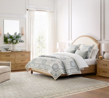 Vintners Alayna Bedroom