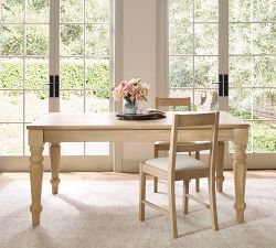 Aveline Extendable Dining Table (66"-84")