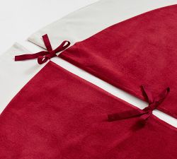 Classic Velvet Tree Skirt