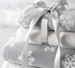 Snowflake Jacqaurd Towel