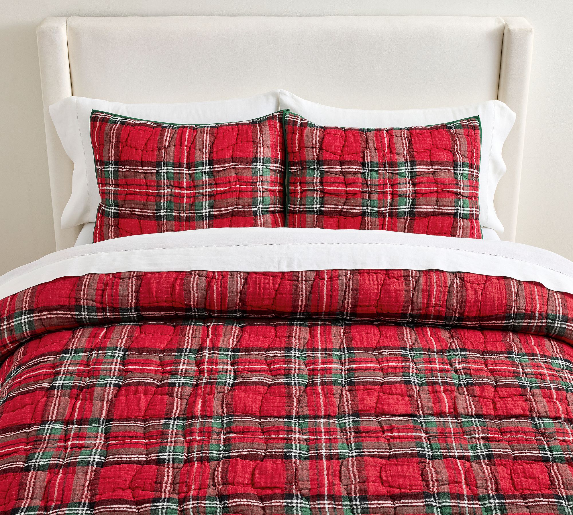 Stewart Plaid Cloud Quilt