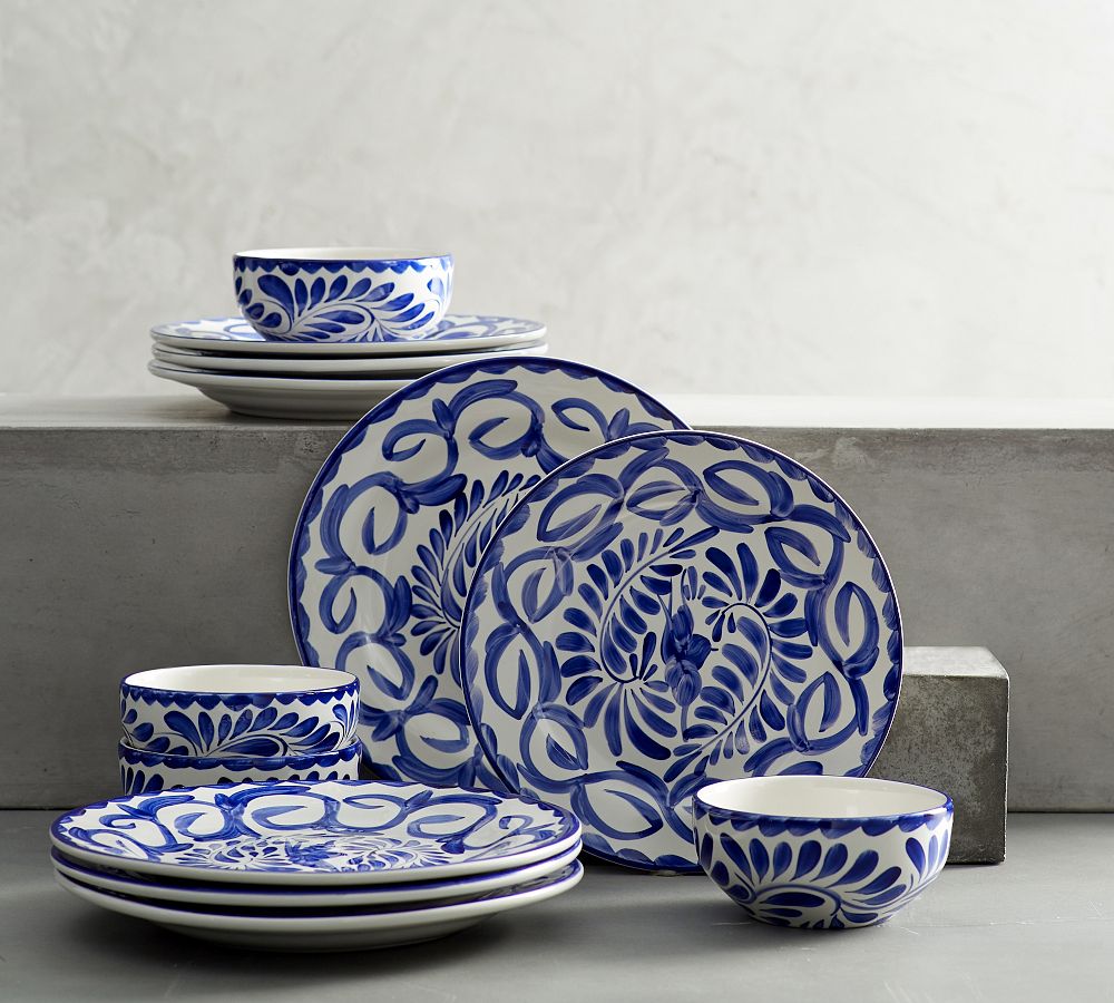 Puebla Porcelain Dinnerware Set - Blue