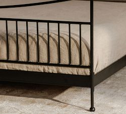 Quimbly Metal Platform Bed