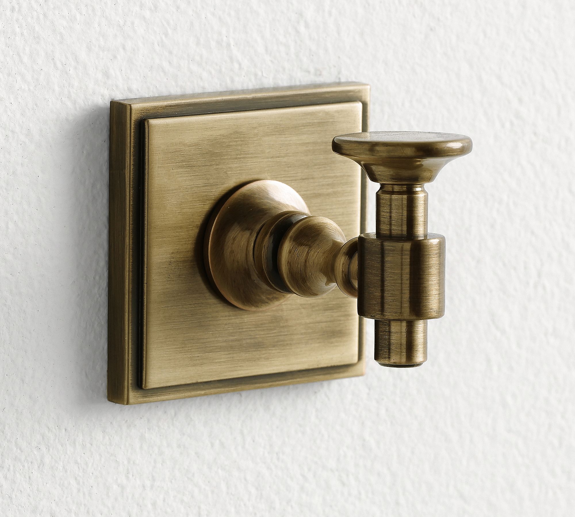 Pearson Bathroom Hardware - thumbnail 3