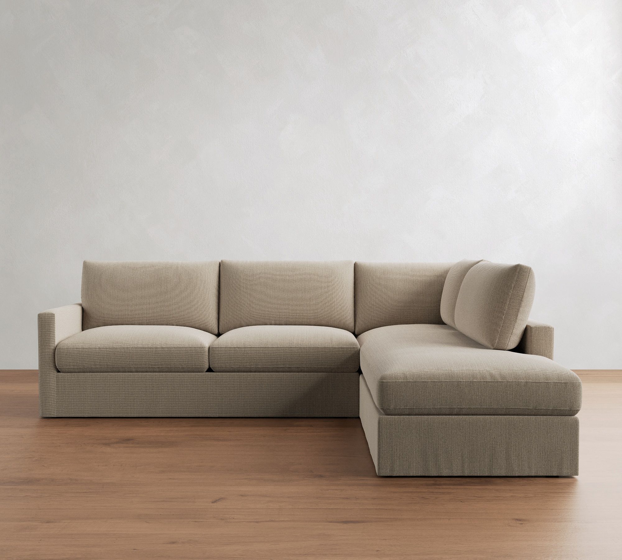 Westwood Slim Arm Slipcovered Return Bumper Sectional (114"-126")