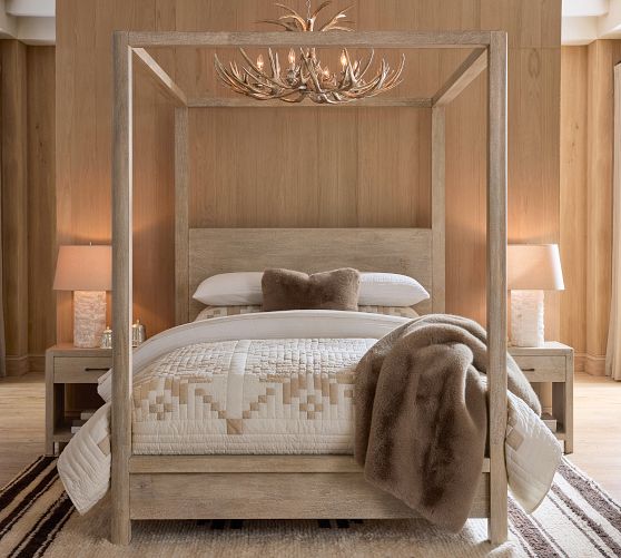 Shimmer Snowflake Quilt by Pottery Barn