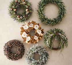 Faux Lit Rustic Glam Wreath &amp; Garland